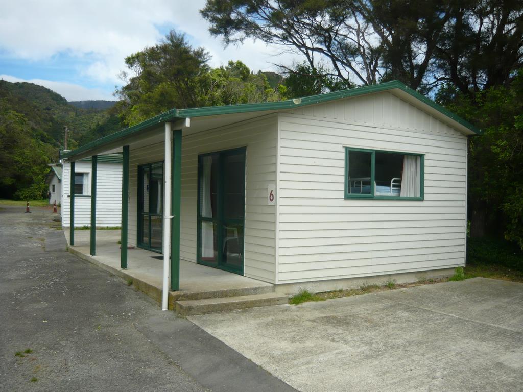 Alexanders Holiday Park Picton Exterior foto